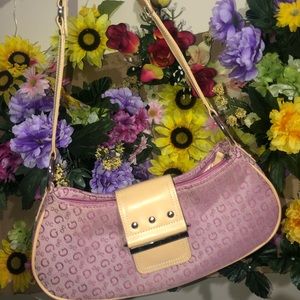 GUESS PURSE/WALLET 🌸